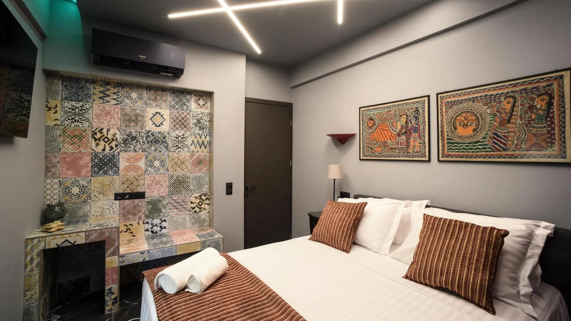 Luxury Apt B At Mitropoleos-Aristotelous Square Салоники Апартаменты