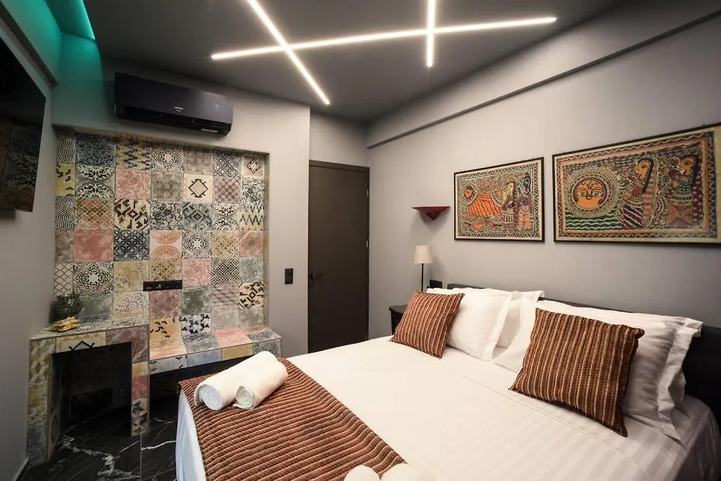 Апартаменты Luxury Apt B At Mitropoleos-Aristotelous Square Салоники