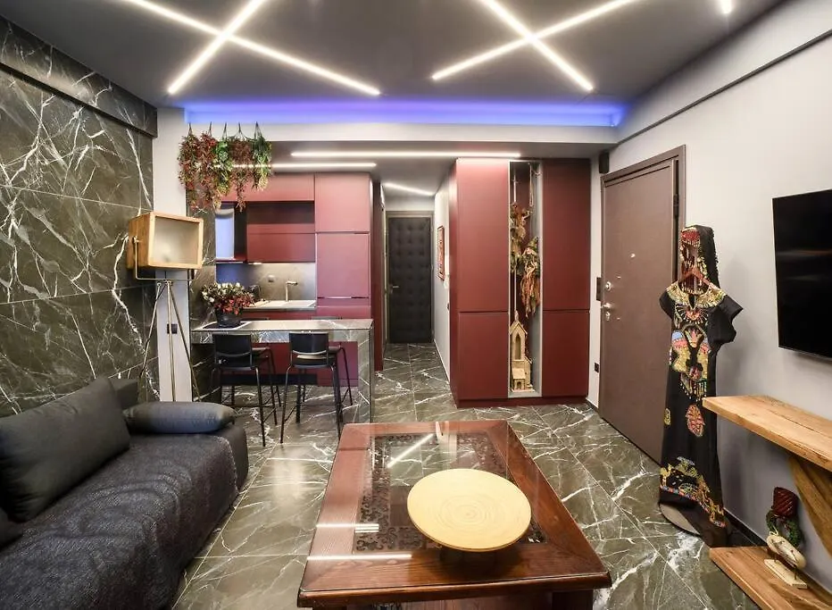 Luxury Apt B At Mitropoleos-Aristotelous Square Салоники